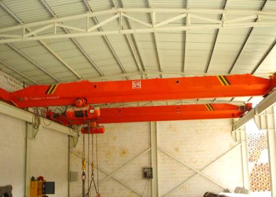 Girder Single Dalam Mengangkat Kren Elektrik Untuk Gudang
